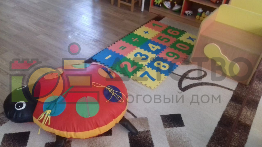 Напольные игрушки.jpg