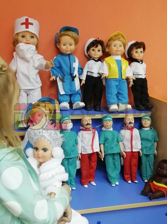 Куклы по профессиям1.jpg